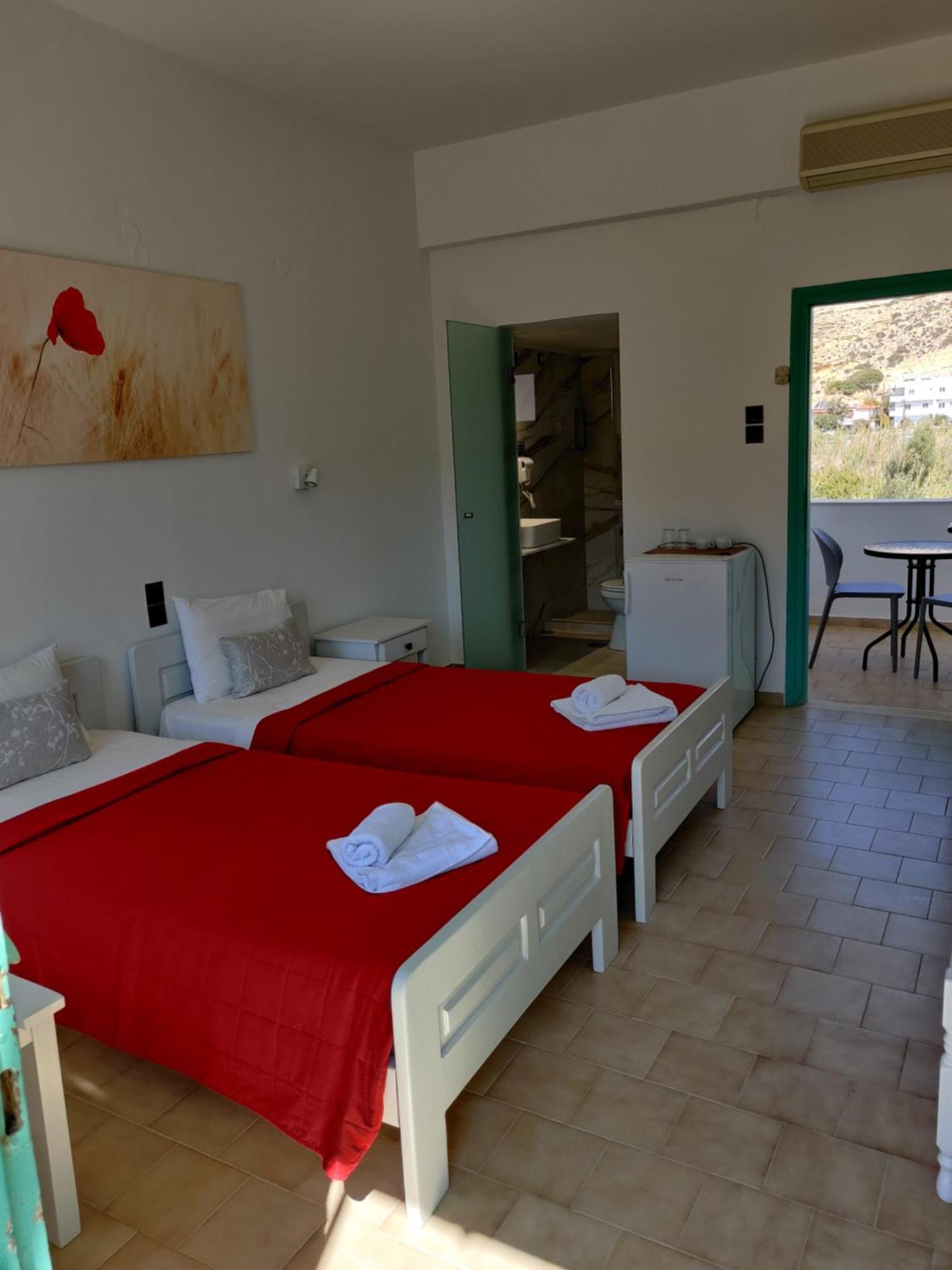 Dimitris Villa Hotel Матала Экстерьер фото